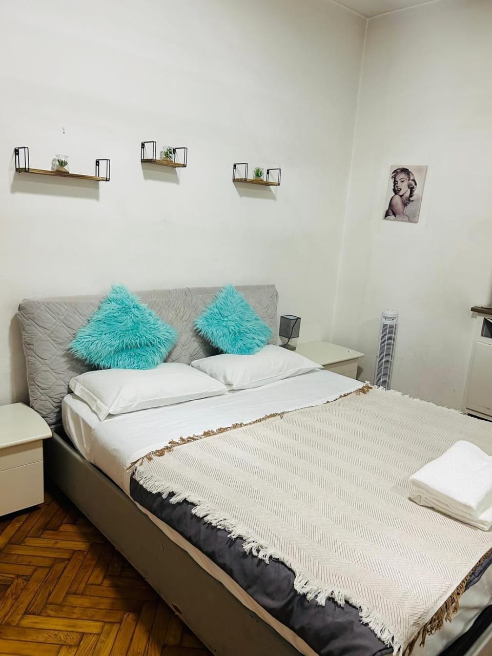 B&B Front Metro Lucania Apartment in Milan