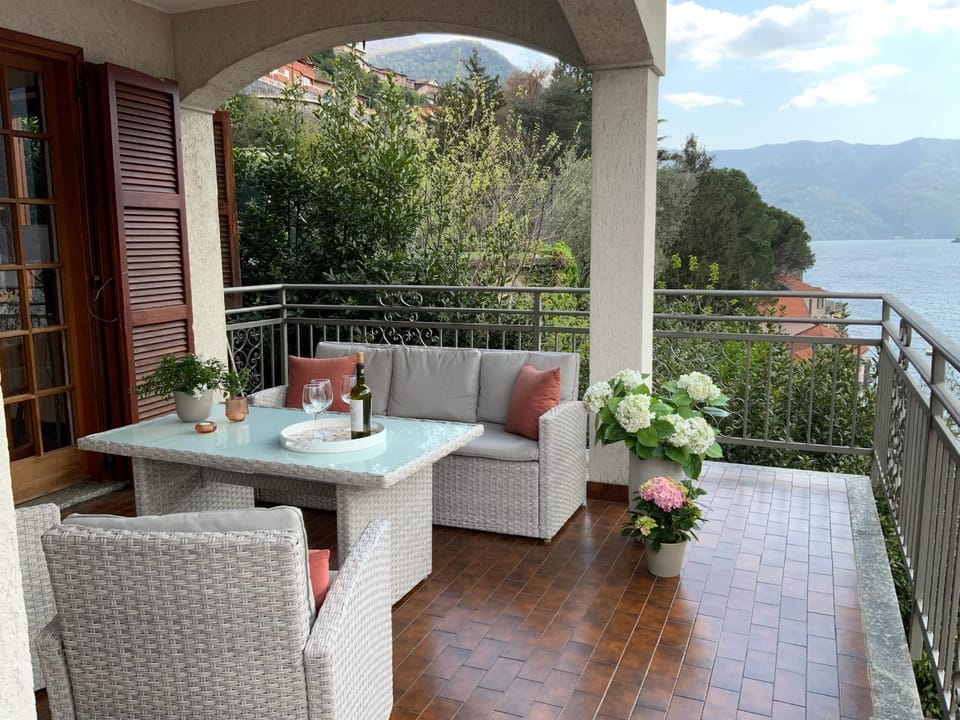 Villa Rosina Veranda Apartment in Canton of Ticino