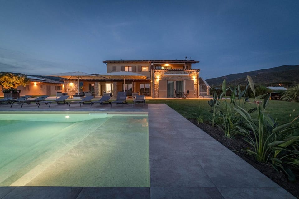 Property building, Pool view, Swimming pool