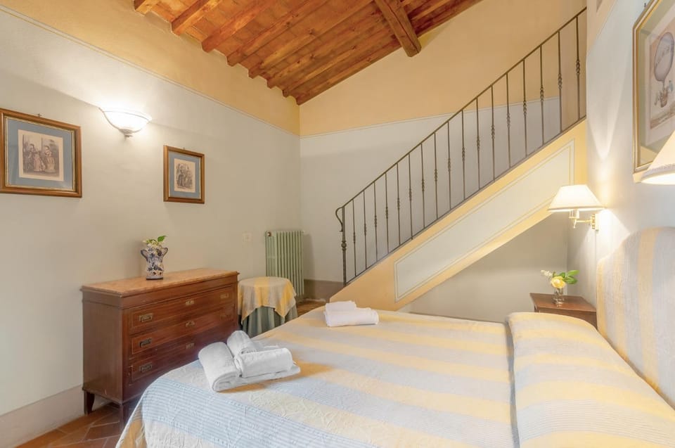 Property building, Living room, Bedroom
