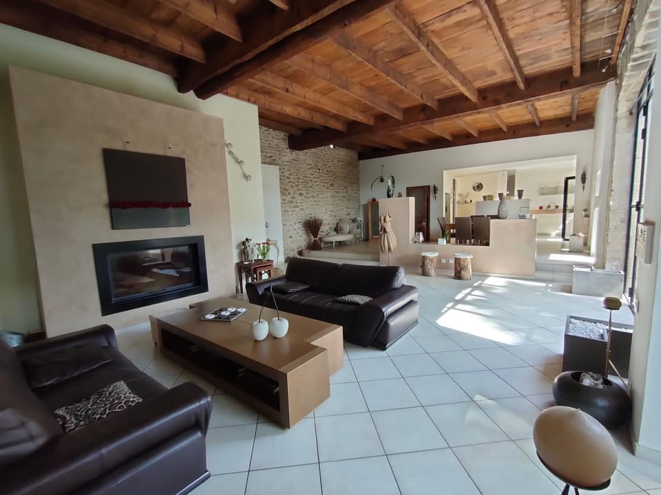 Ancienne tonnellerie Villa in Occitanie