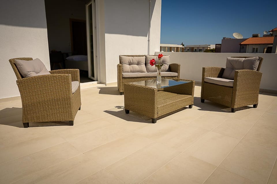 Patio, Balcony/Terrace