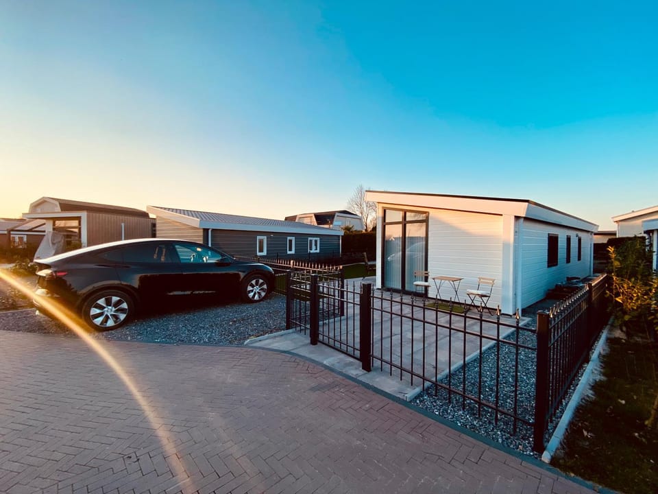 Property building, Parking
