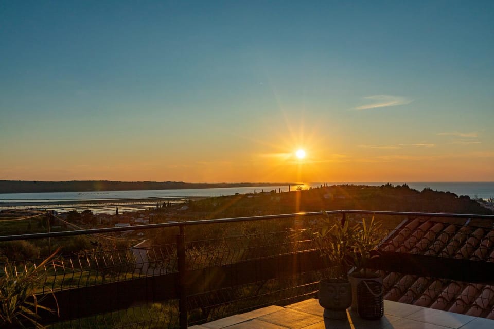 Natural landscape, View (from property/room), Balcony/Terrace, Sea view, Sunset