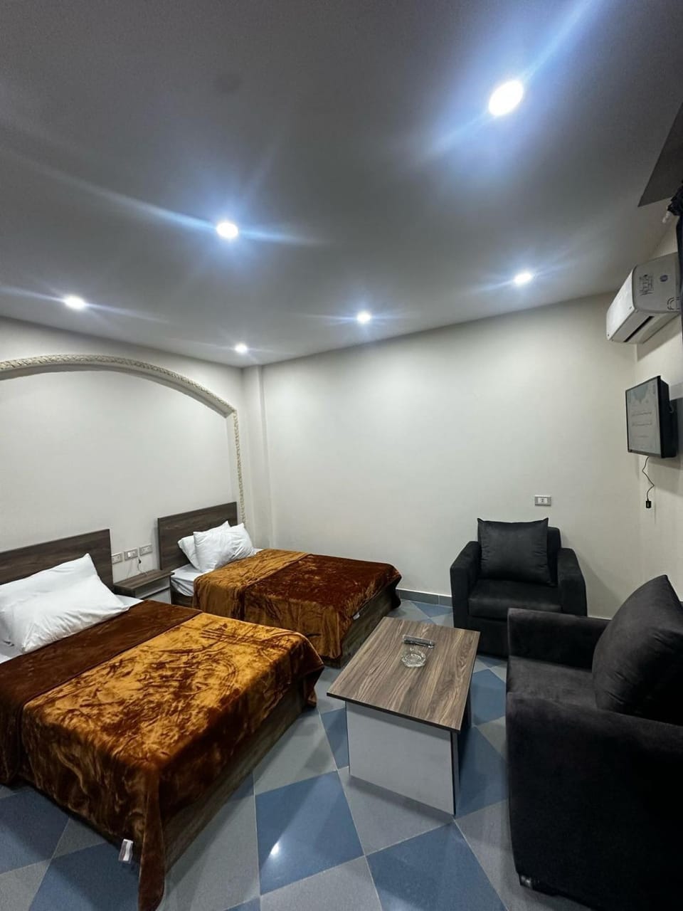 زافيرو التجمع الاول للعائلات فقط families only- ممنوع لسكان القاهره Apartment in New Cairo City
