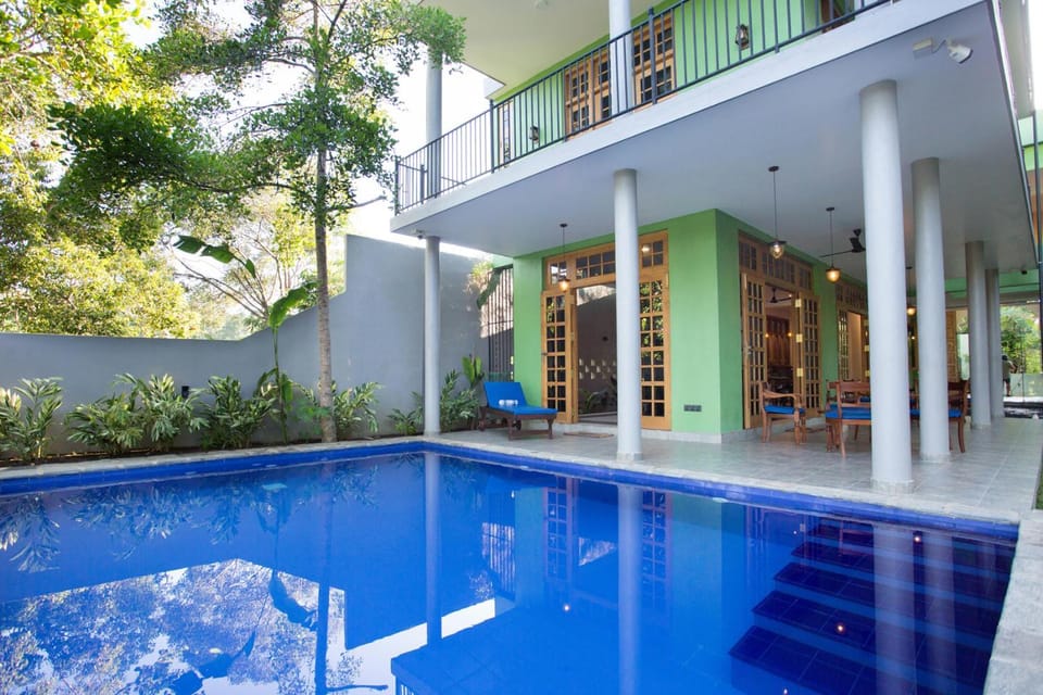 Patio, Balcony/Terrace, Swimming pool, Swimming pool