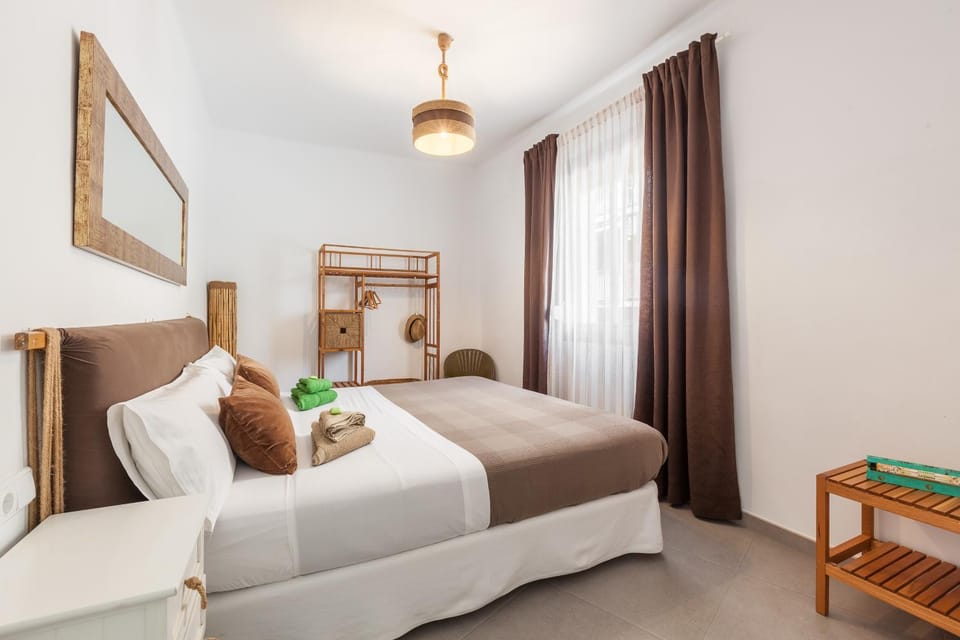 Living room, Bedroom
