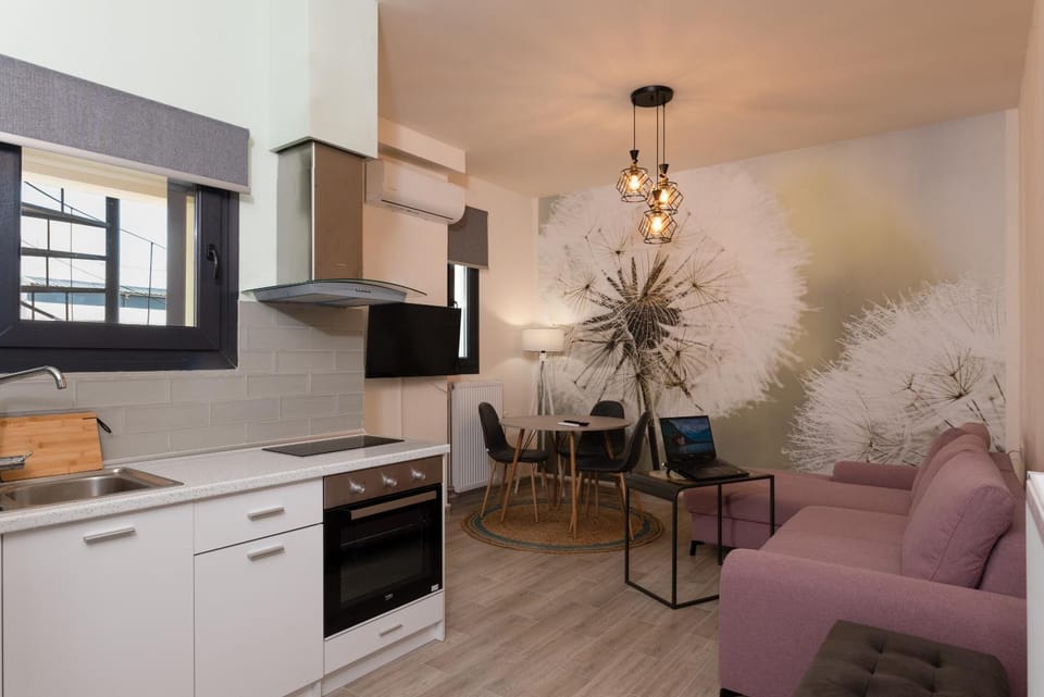 CENTRAL QUIET BEAUTY -Kiki Apartment in Volos