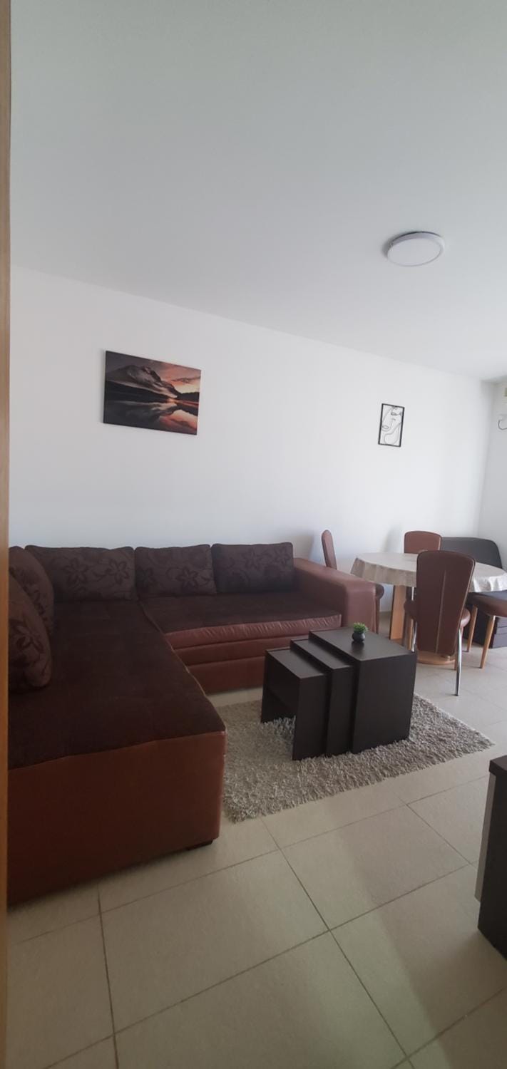 Royal Panorama Apartman & "Free Garage Parking" Apartment in Serbia