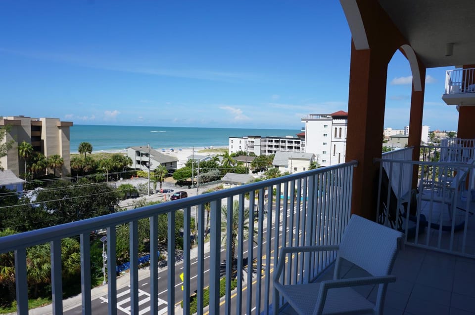 Madeira Bay Resort I by Travel Resort Services House in Madeira Beach