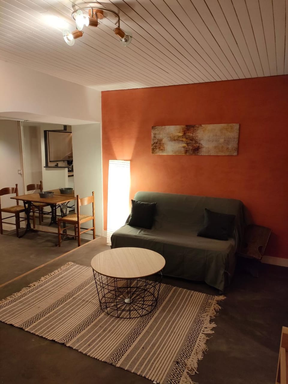 Living room, Lounge or bar, Seating area, Dining area