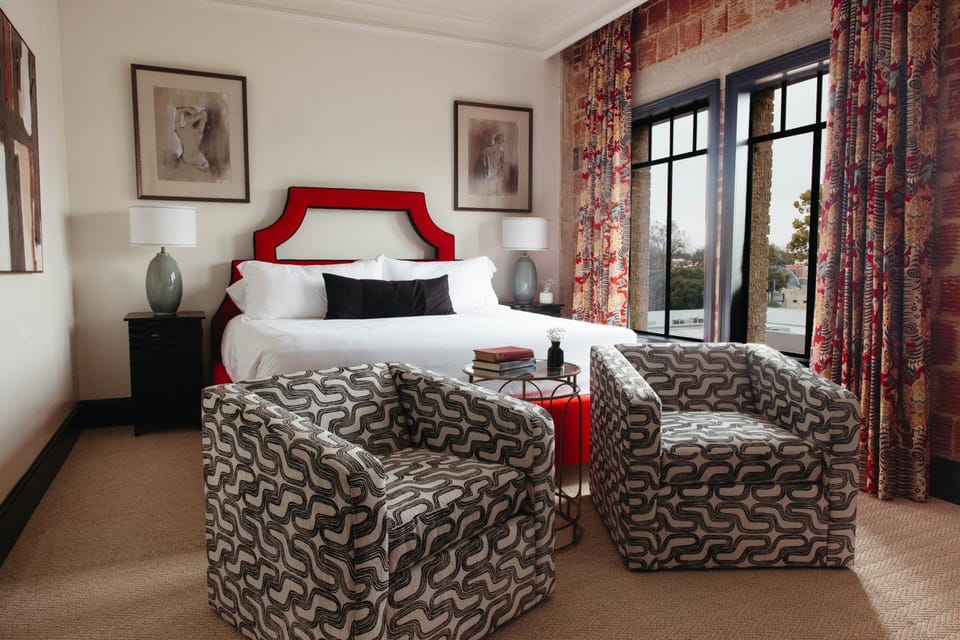 Bed, Seating area, Bedroom