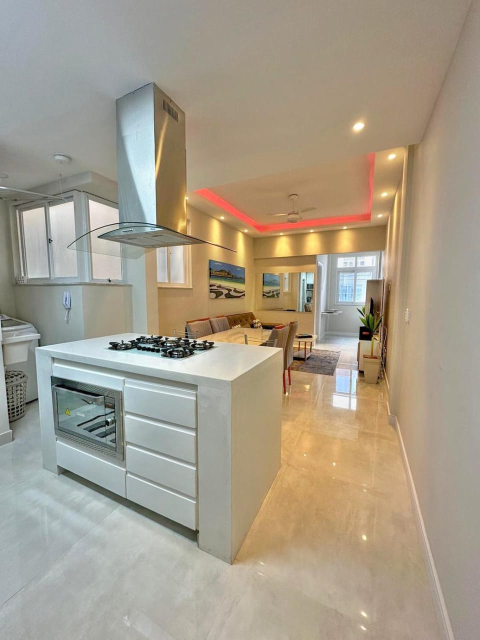 Kitchen or kitchenette, pet friendly, stove