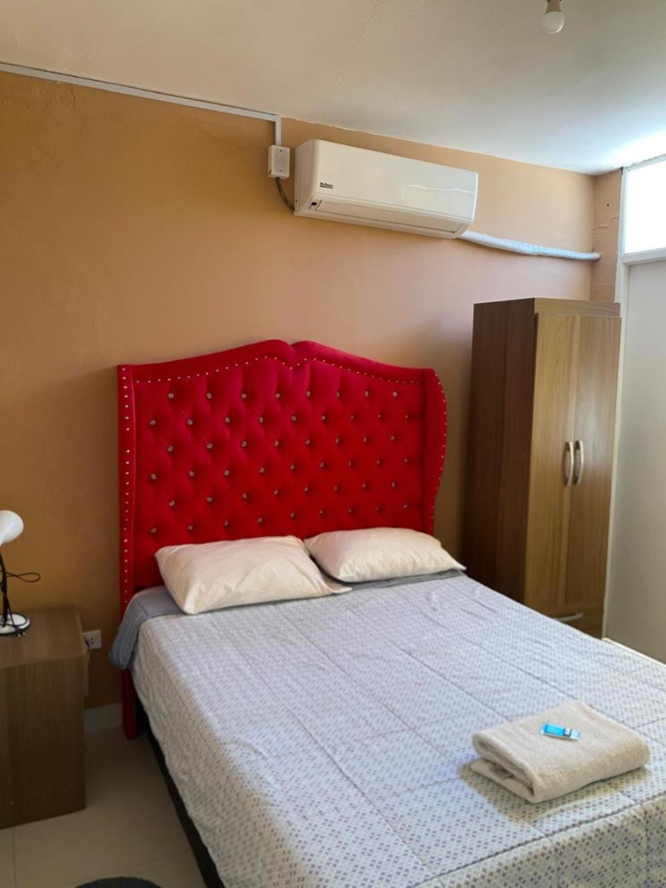 Hotel Hoskins Talara todas las habitaciones con aire acondicionado Bed and Breakfast in Department of Piura