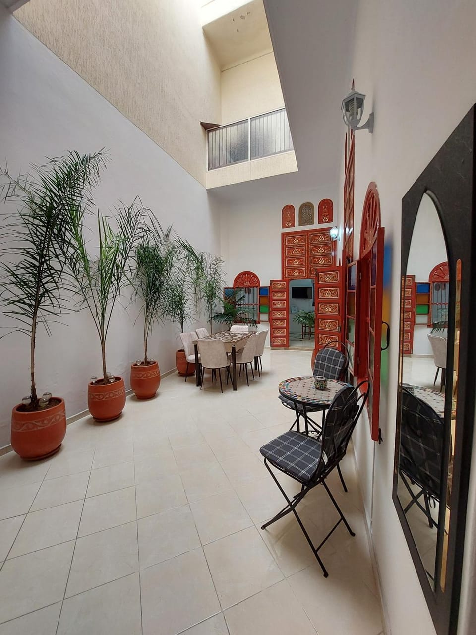 Patio, Sunrise, Sunset, Inner courtyard view