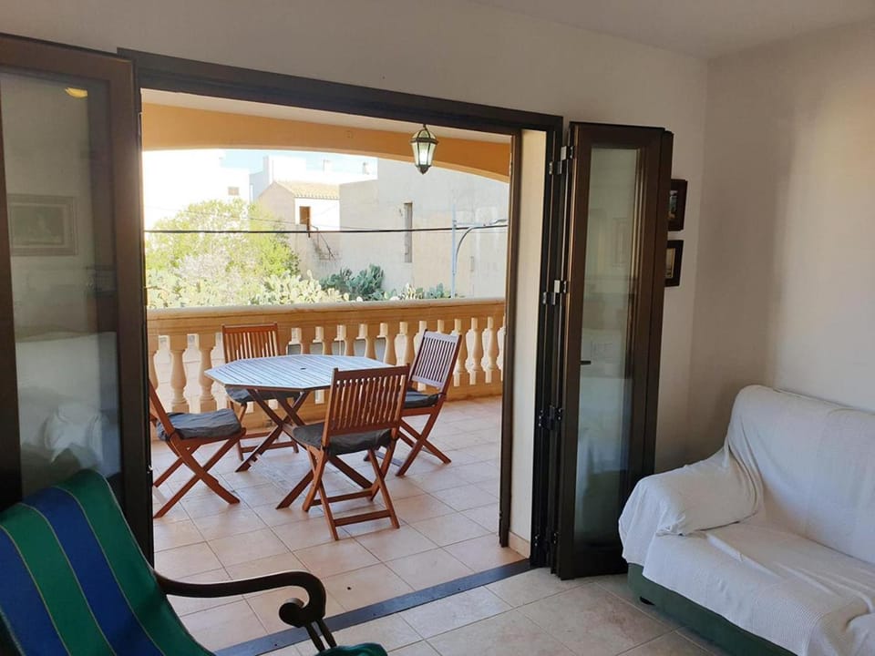 Balcony/Terrace, Living room