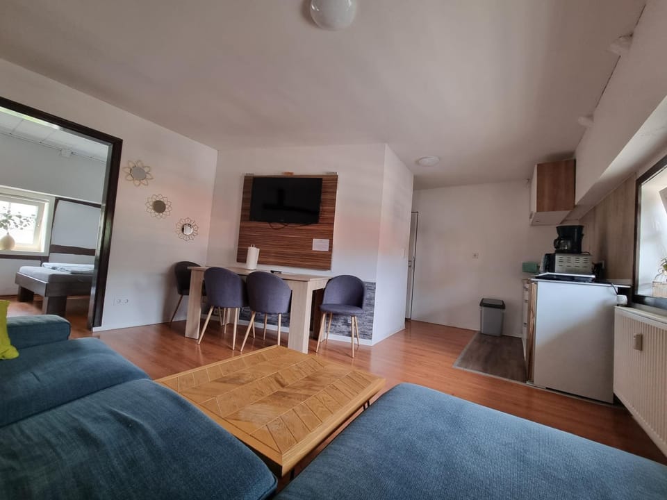 Schöne Wohnung im Zentrum von Ahnatal Apartment in Kassel