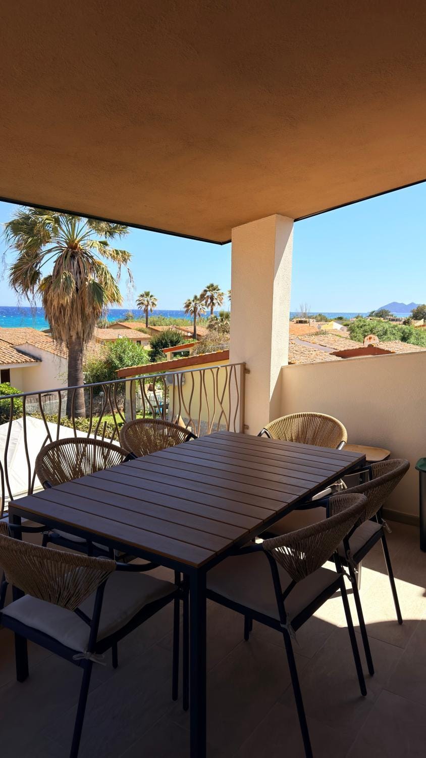 Natural landscape, View (from property/room), Balcony/Terrace, Dining area