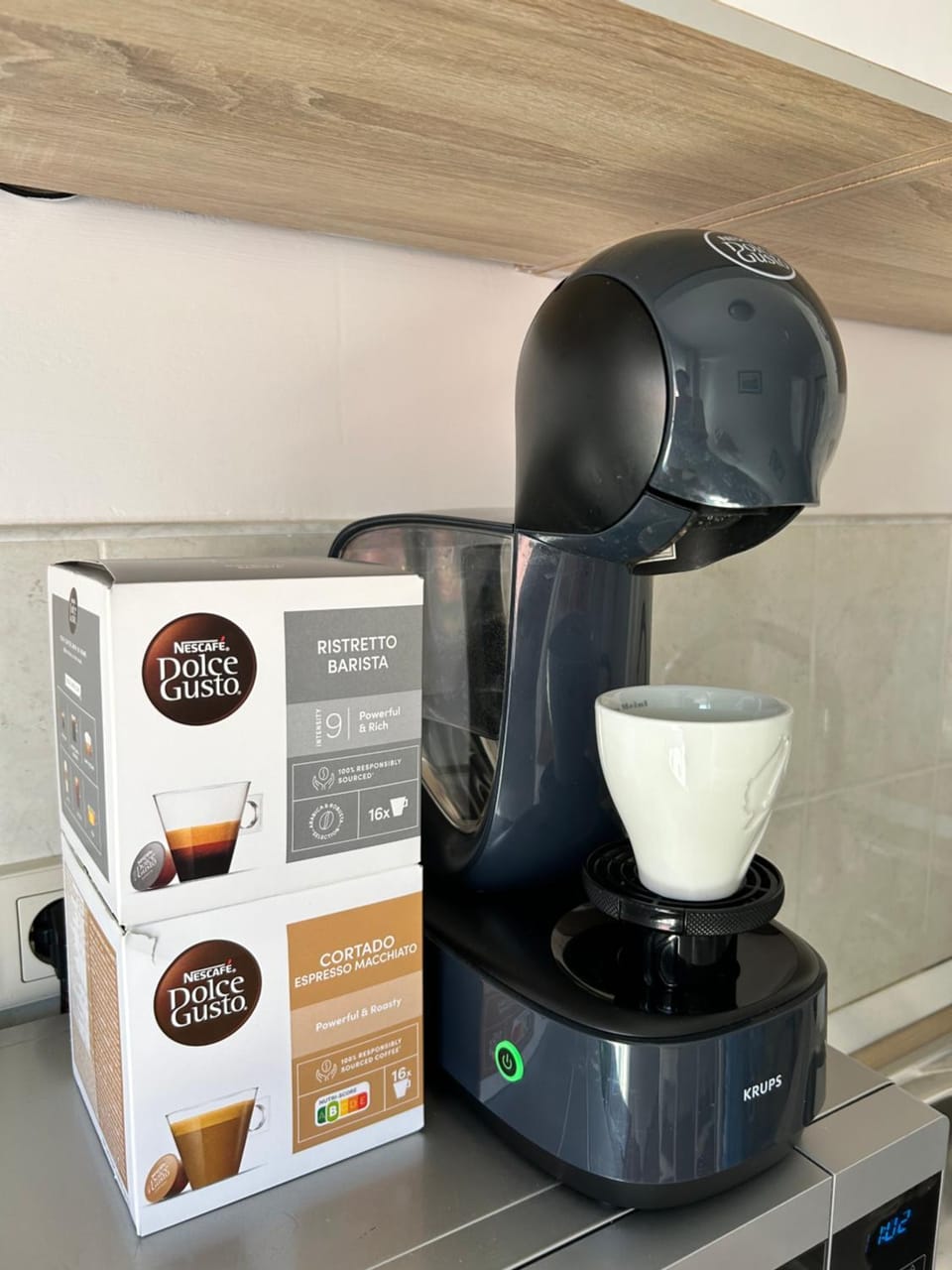 Coffee/tea facilities, Kitchen or kitchenette