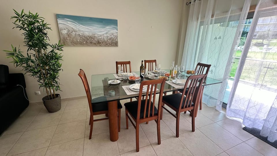 Communal lounge/ TV room, Dining area