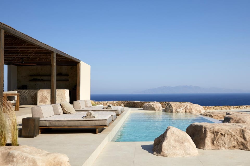 Day, View (from property/room), Balcony/Terrace, Seating area, Pool view, Sea view, Swimming pool, sunbed