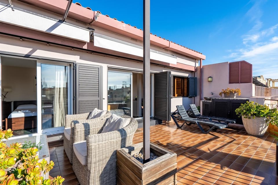 Balcony/Terrace, Balcony/Terrace