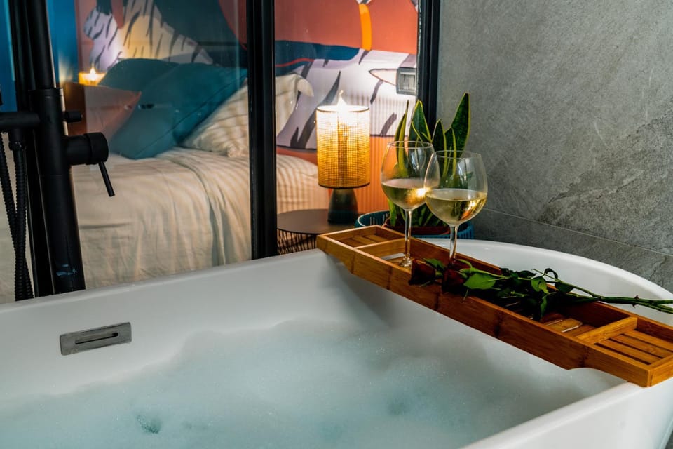 Shower, Bathroom, Bath, towels