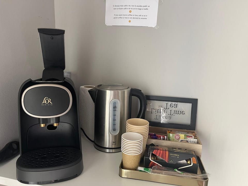 Coffee/tea facilities