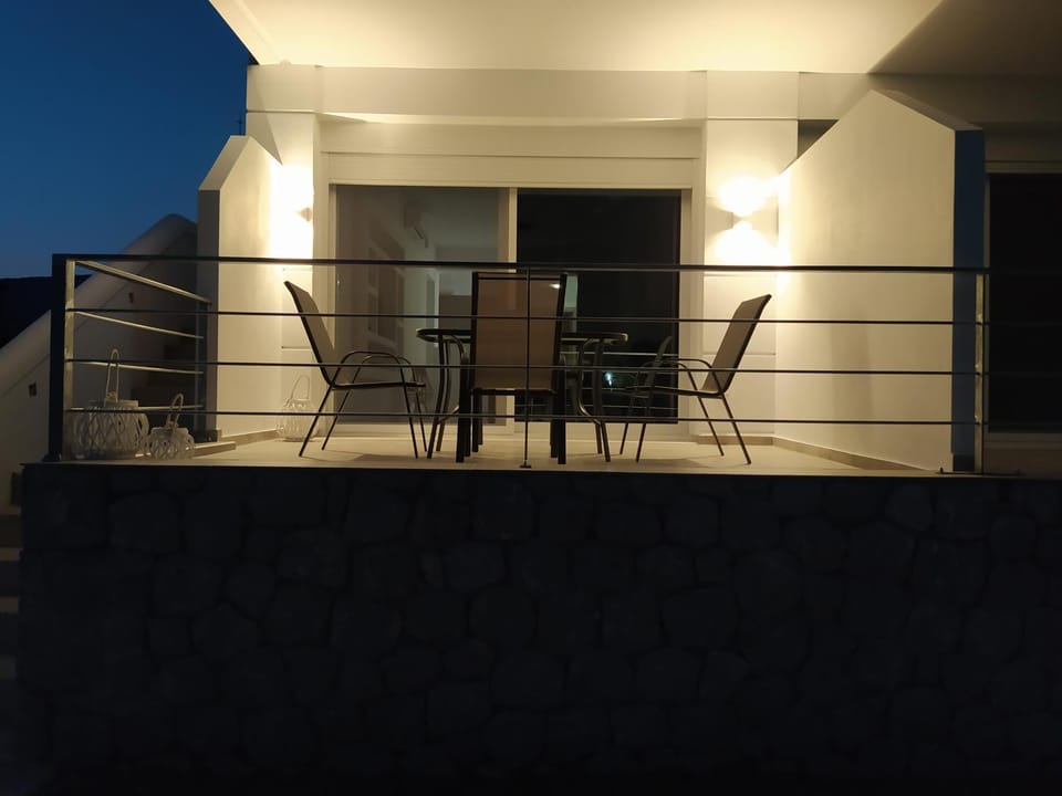 Patio, Balcony/Terrace