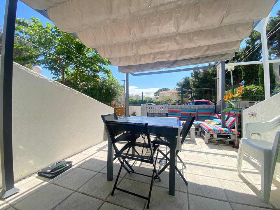 Patio, Balcony/Terrace