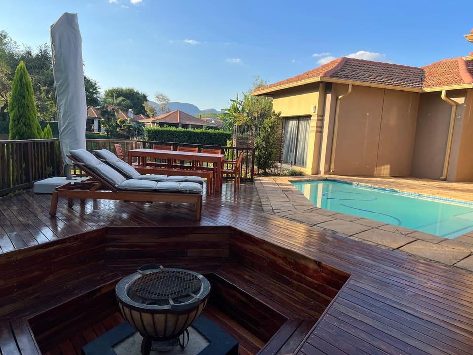 Pecanwood Lake View Apartment in Gauteng