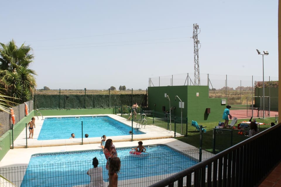 Swimming pool