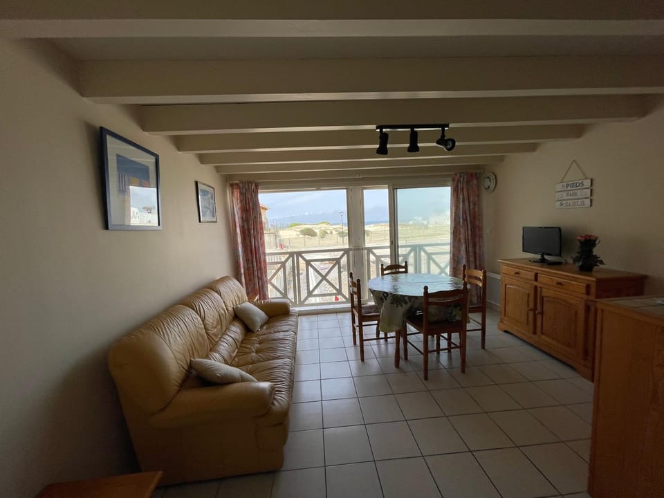 Living room, Seating area, Sea view
