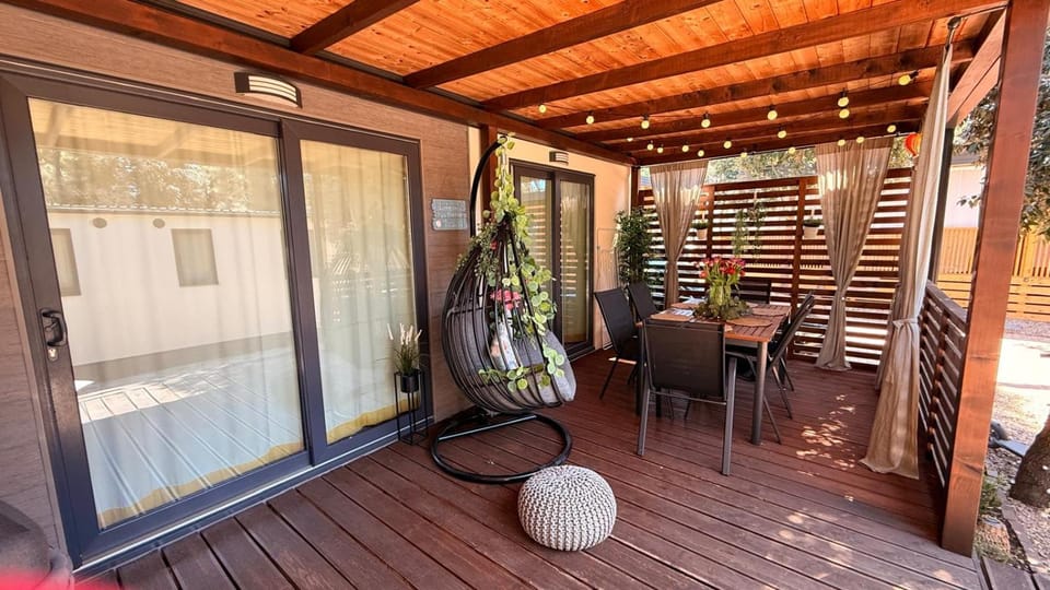 Iris Holiday Homes Campground/ 
RV Resort in Biograd na Moru