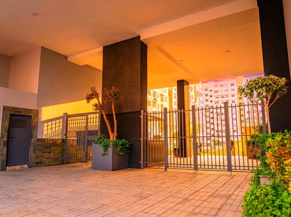 Facade/entrance, Garden, Sunset, concierge