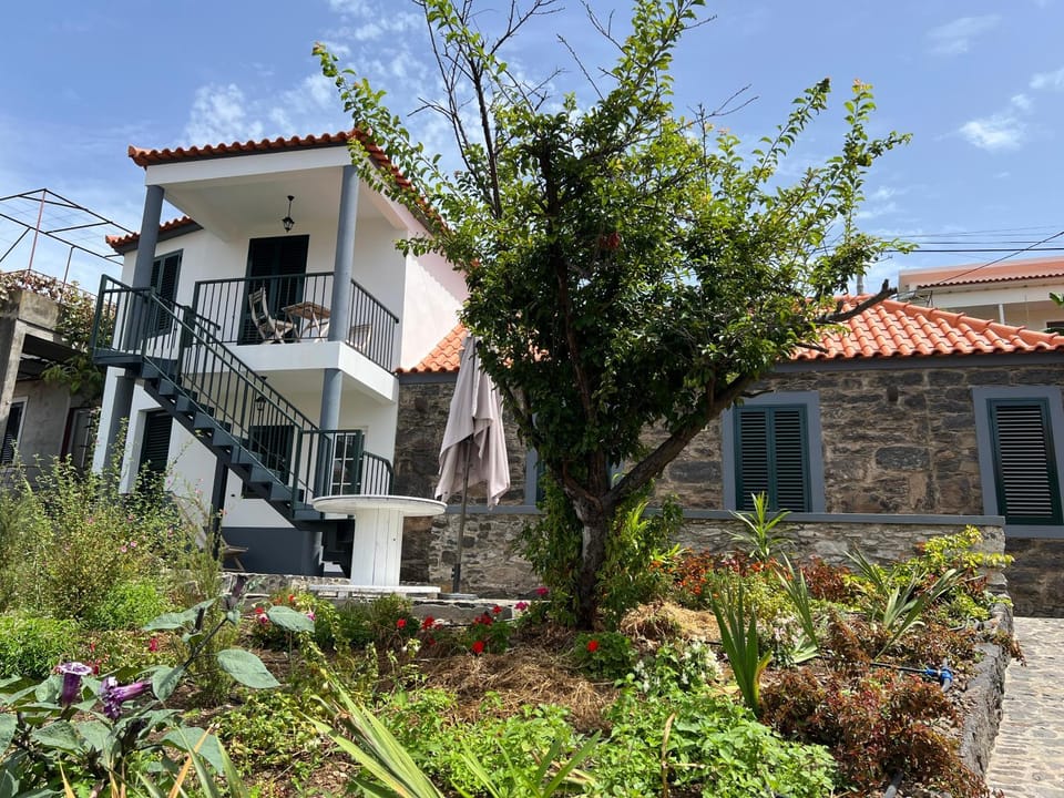 Property building, Spring