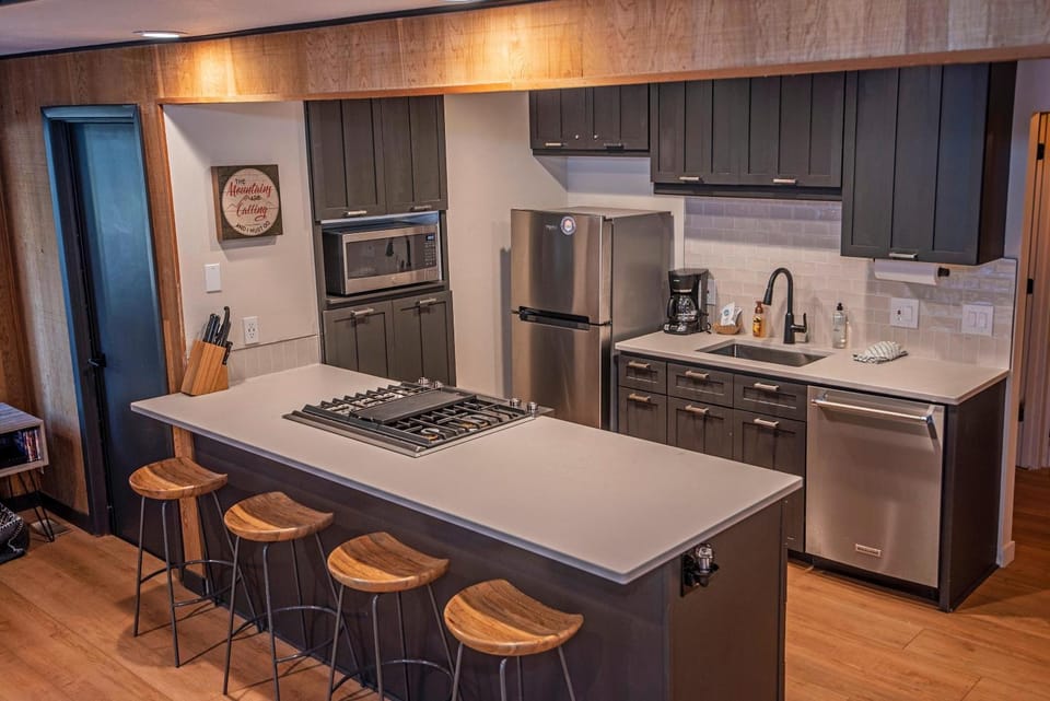 3 Little Court - Meredith Lodging House in Sunriver