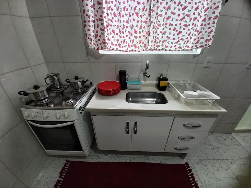 Kit net agradável praia do indaia bertioga Apartment in Bertioga