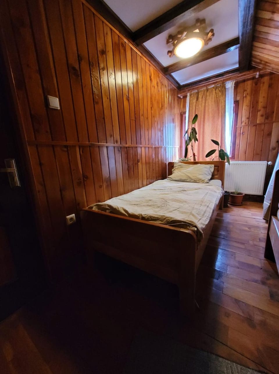 RUSTIC Vidra Hostel in Hungary