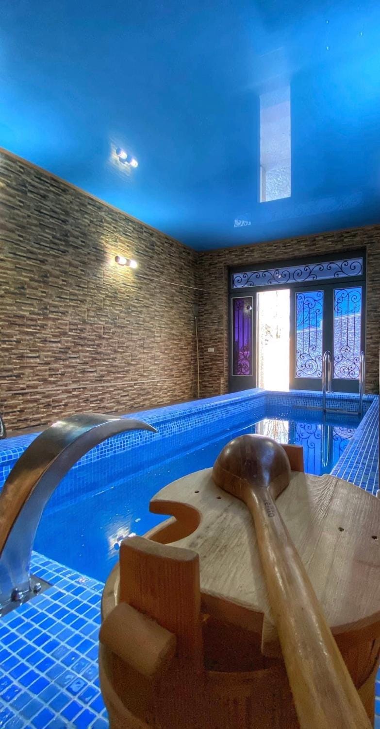 Pool view, Swimming pool