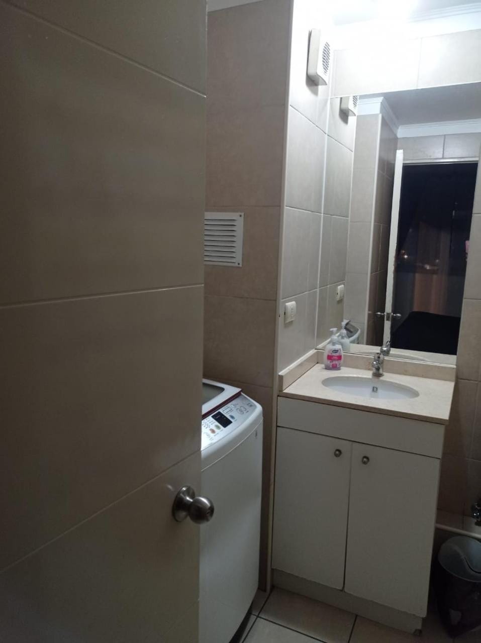 Bathroom, washing machine