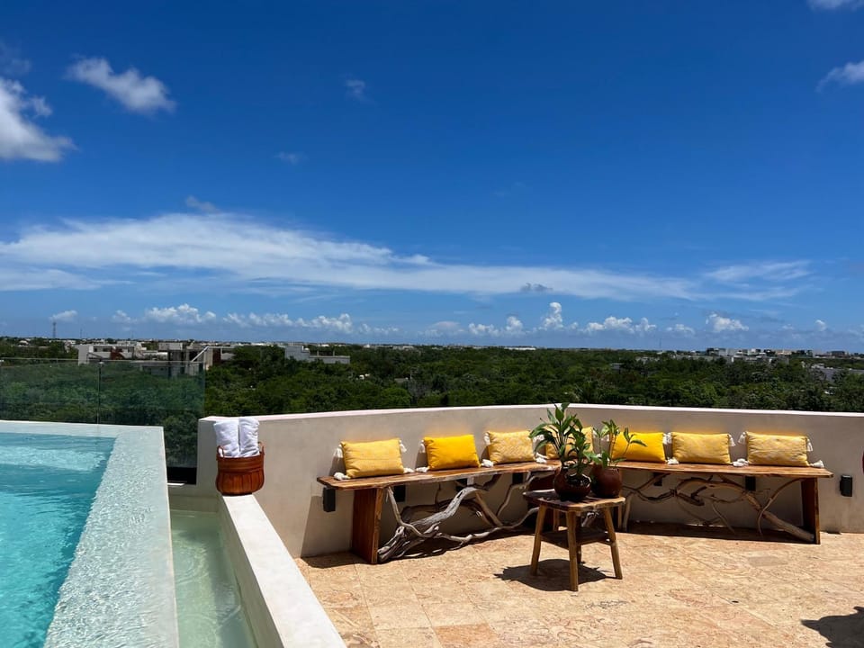 Restaurant/places to eat, Day, Natural landscape, View (from property/room), Seating area, Pool view, Swimming pool, sunbed