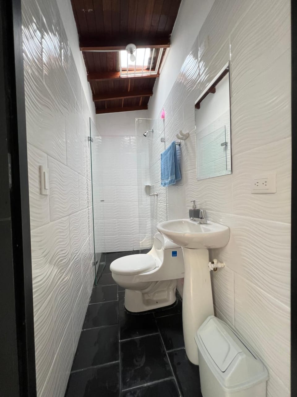 APARTAMENTO AMOBLADO SECTOR LAURELES-ESTADIO hasta 6 personas - Praga Apartment in Medellin