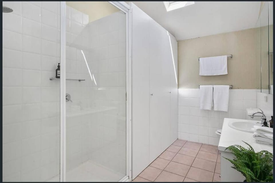 Lonnie Beach View Apartment Apartment in Point Lonsdale