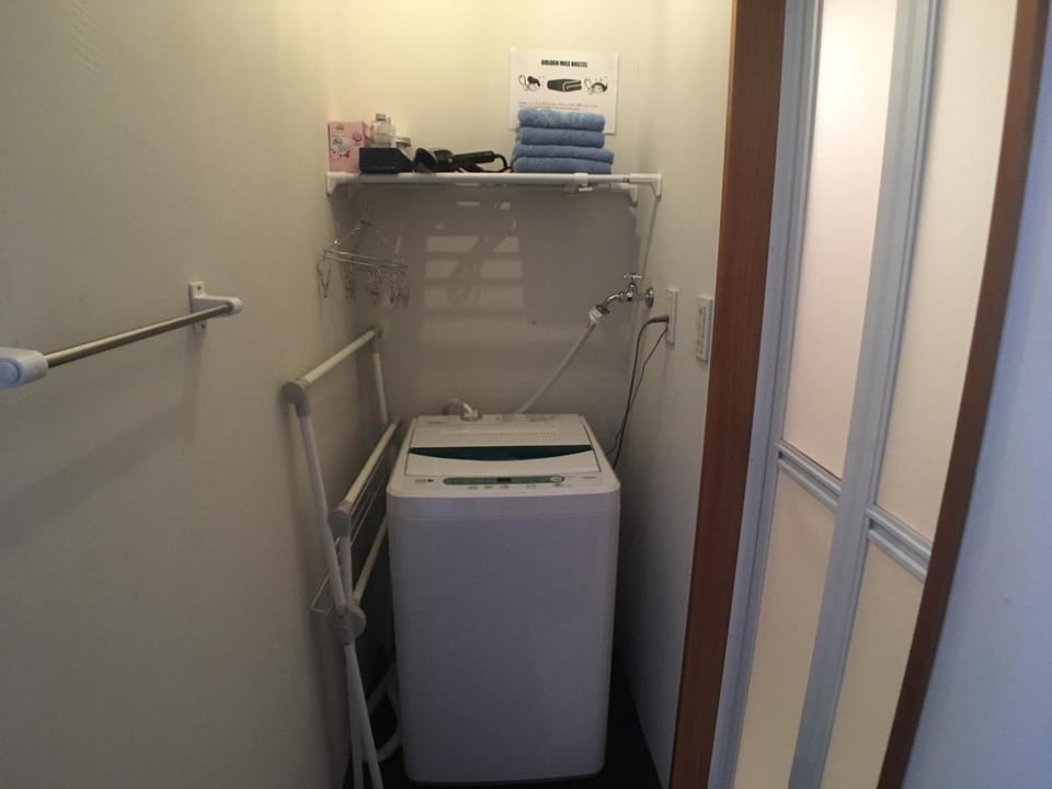 ゴールデンマイルホステル３Ｆ完全個室Ｂタイプ Hostel in Japan
