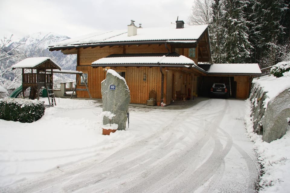 Facade/entrance, Facade/entrance