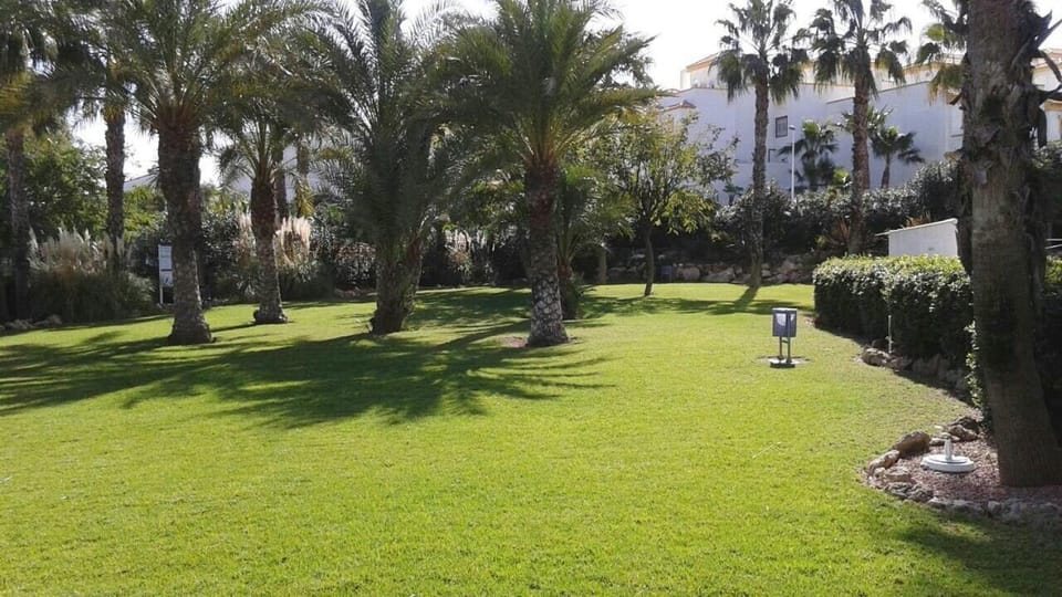 Garden, Area and facilities