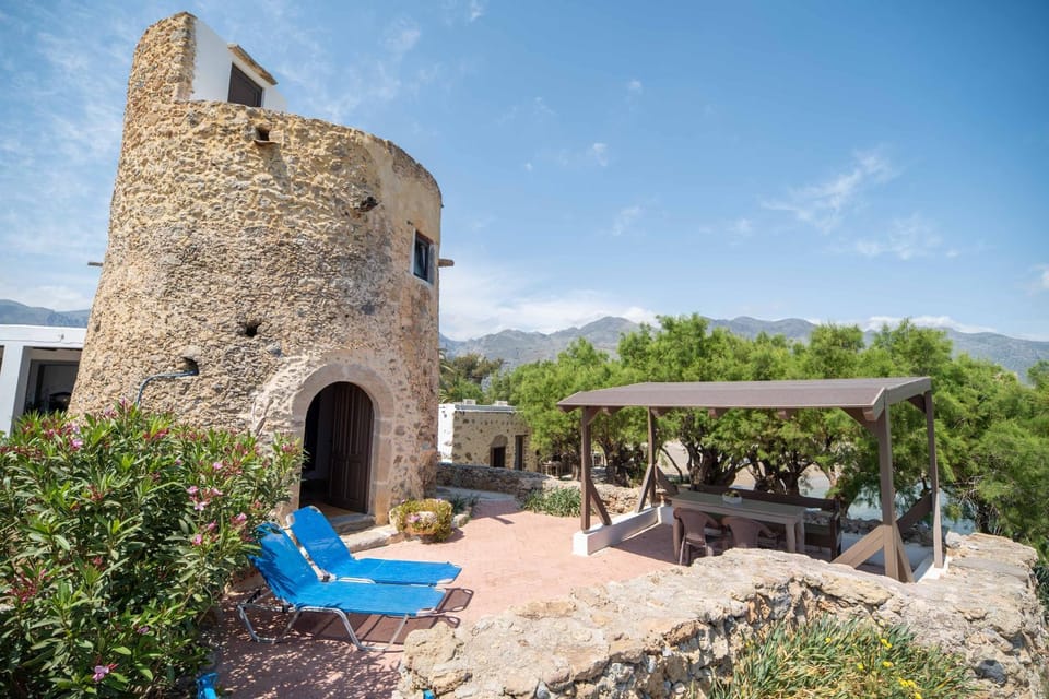 Patio, Natural landscape, Landmark view, Mountain view