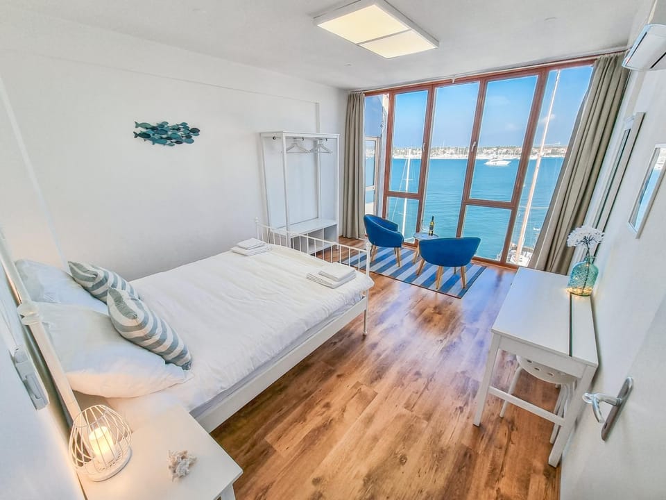 View (from property/room), Sea view, air conditioner