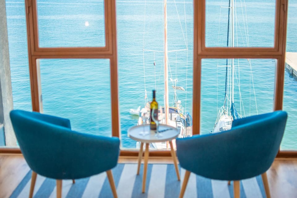 Natural landscape, View (from property/room), Seating area, Sea view